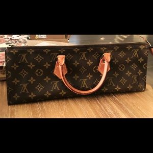 Louis Vuitton Triangle Sac